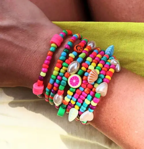 Mix de Pulseiras Micangas Verão 2023 - Coleção Barbie