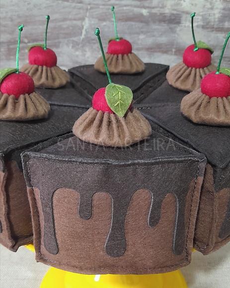 Bolo de Chocolate em Feltro