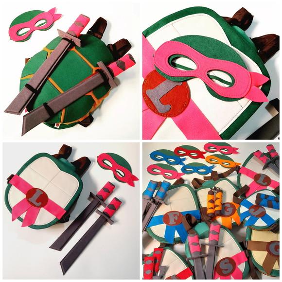 Kit Casco Tartaruga Ninja Leonardo com 2 Espadas/infantil