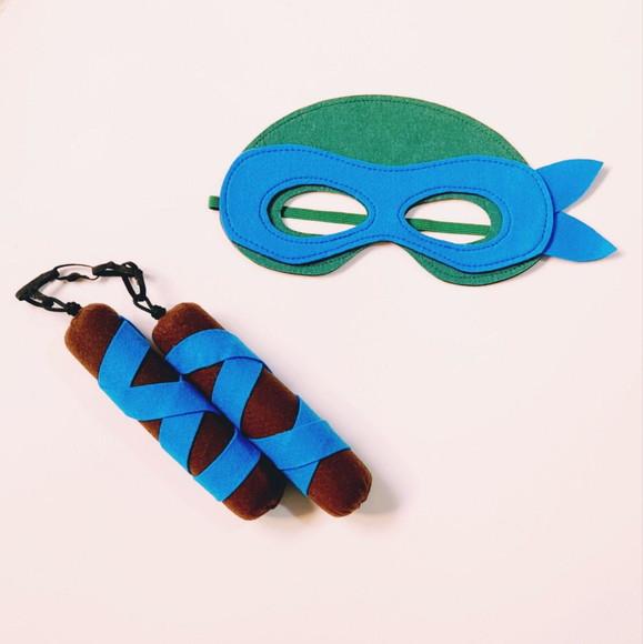 Kit Tartaruga Ninja Michelangelo com 1 Nunchaku /unidade.