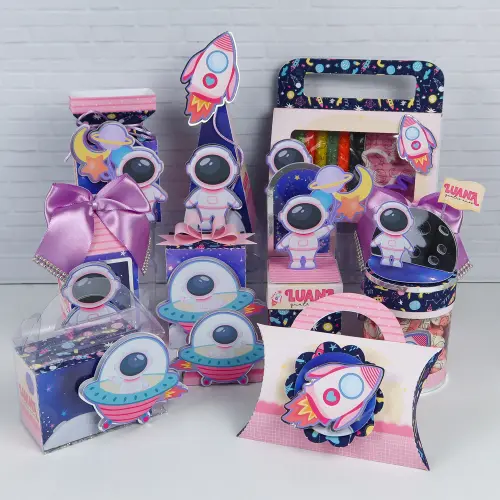 Arquivo de Corte Astronauta Menina em Studio e PDF