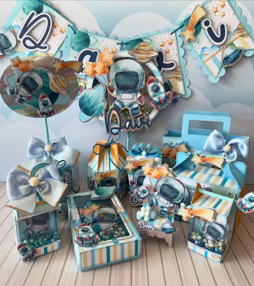 Arquivo de Corte Astronauta no Espaço em Studio e PDF