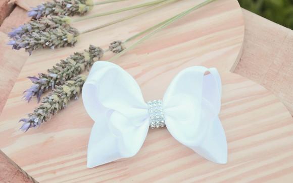 Laço c Strass Cor Branco
