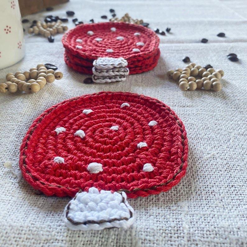 Porta Copos de Cogumelos em Crochê