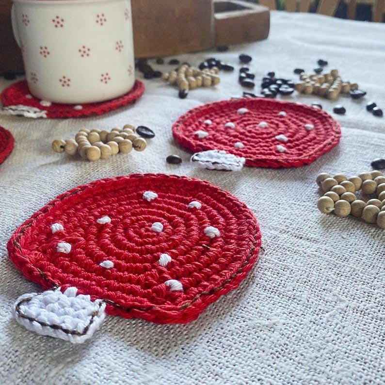 Porta Copos de Cogumelos em Crochê