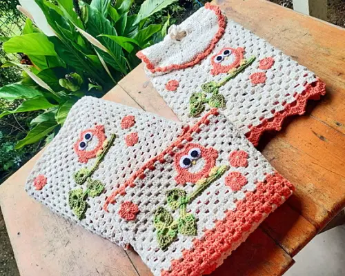 Kit Capas Crochê Fogão Botijão e Toalha de Mesa Quadrada