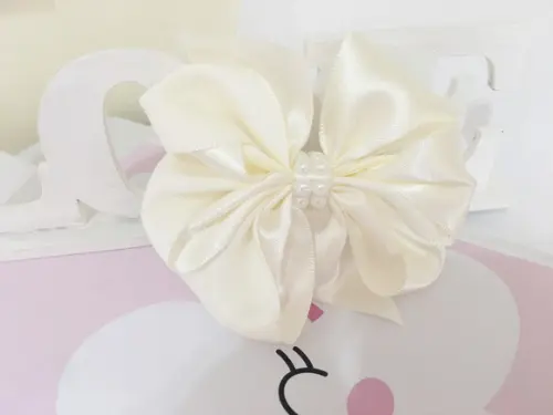 Laço Florzinha Cor Off White