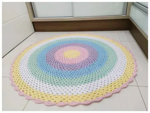 Tapete de Crochê para Quarto Infantil Arco-íris