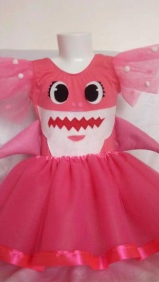 Fantasia Baby Shark Rosa com Nadadeiras e Saia de Tutu