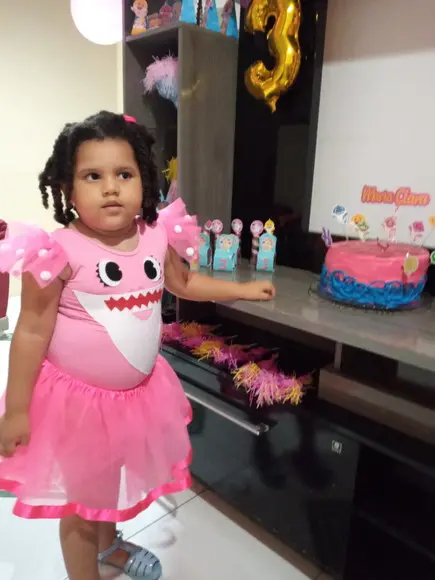 Fantasia Baby Shark Rosa
