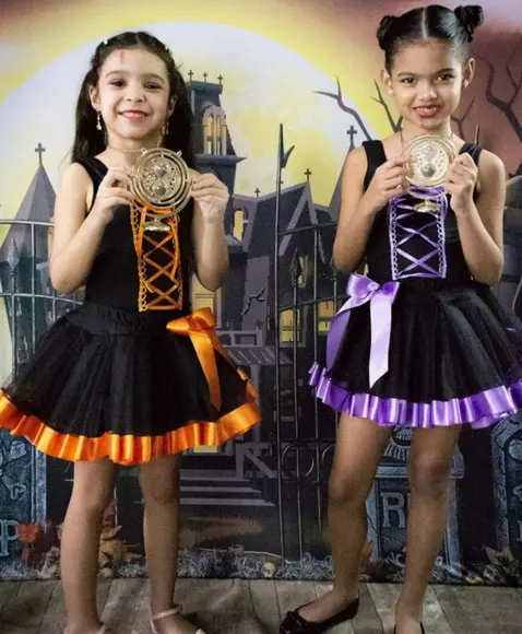 Fantasia Bruxinha Lilás Halloween Saia de Tutu