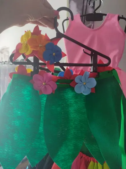 Fantasia Vitoria Regia Primavera Flores Infantil