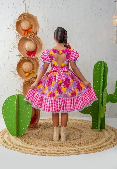 Vestido Infantil Rosa e Lilas São João Junino Xadrez Caipira