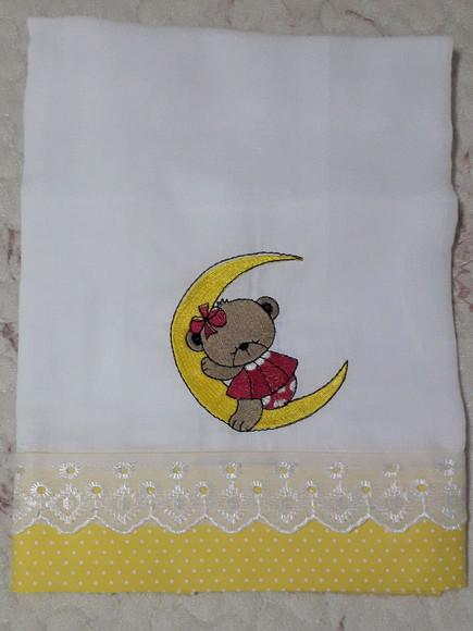 Fralda Luxo Grande - 67x67 Bordada