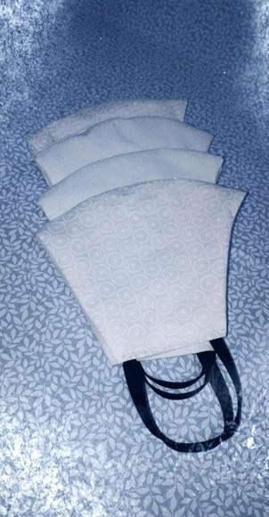 Máscara de Tecido Tricoline (Tecido Duplo)