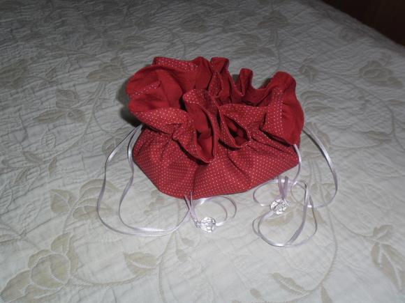Porta Joias com Suporte para Anéis.