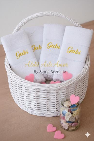 Toalhinha Escolar Bordada - Personalizado