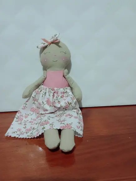 Boneca de Pano -dia das Crianças- Troca de Roupa