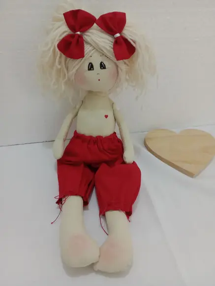 Boneca de Pano Giulia Personalizamos com o Nome da Criança