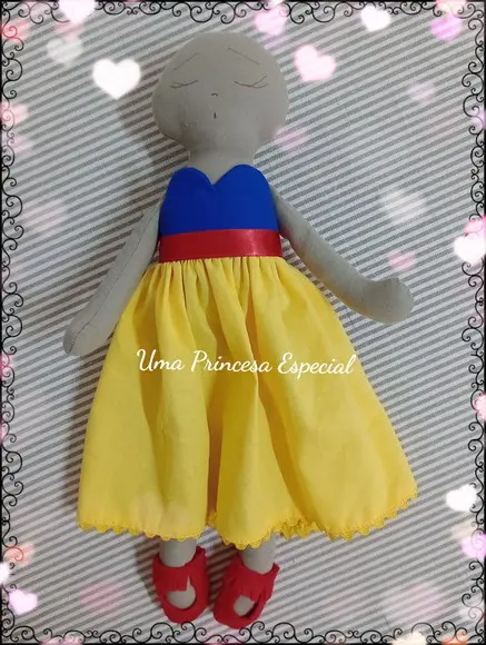 Boneca Princesa Afetiva