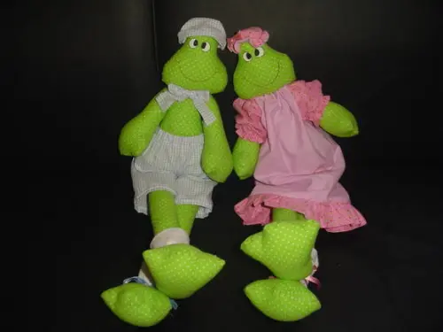Casal de Sapo de Tecido