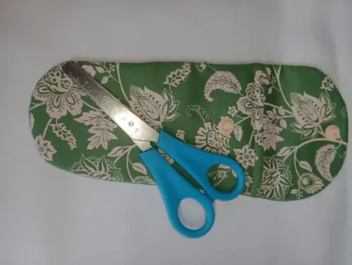 Porta Tesoura Escolar