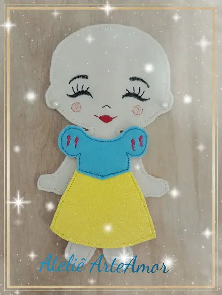 Princesa/boneca em Feltro Careca para Brincar/decorar