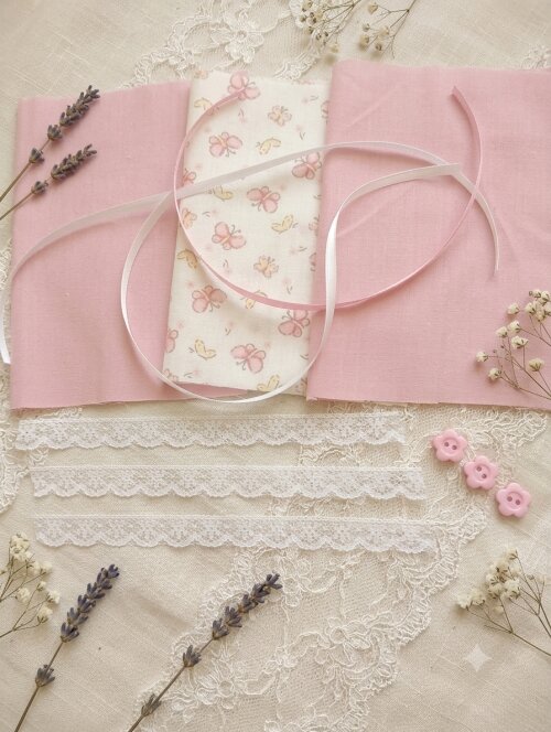 Kit de Costura Criativa – Trio de Corações Decorativos 10cm