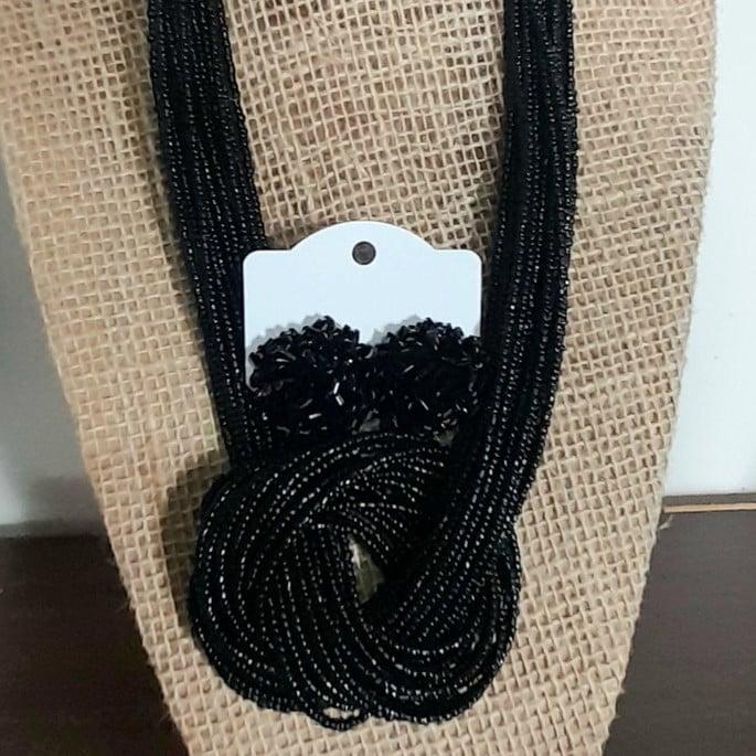 Colar miçangas preto/brincos