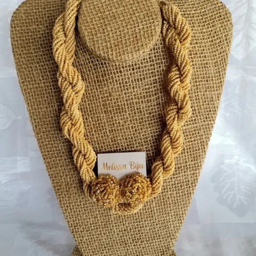 Maxi colar miçangas bege/brincos