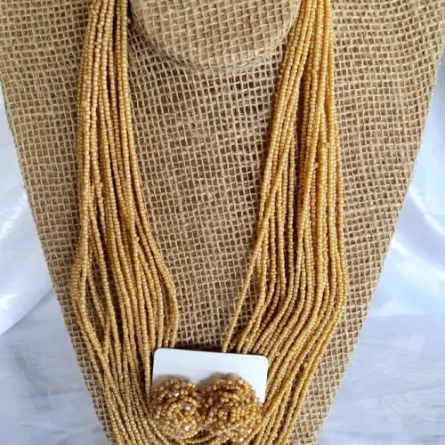 Maxi colar miçangas bege/brincos