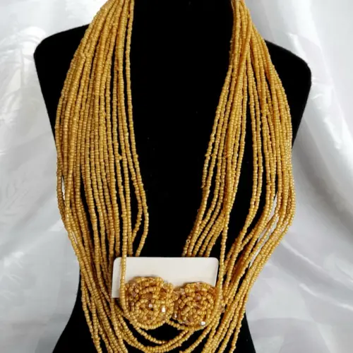 Maxi colar miçangas bege/brincos