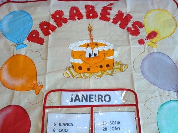 Aniversários do Mês -  Pintado à Mão