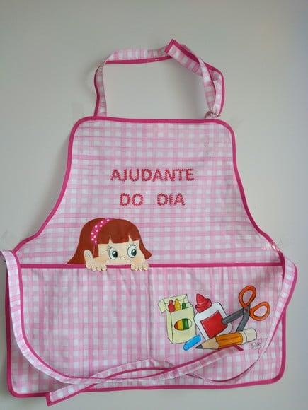 Aventais Ajudantes do Dia - pintados à mão