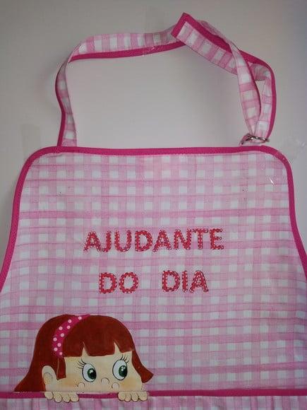 Aventais Ajudantes do Dia - pintados à mão