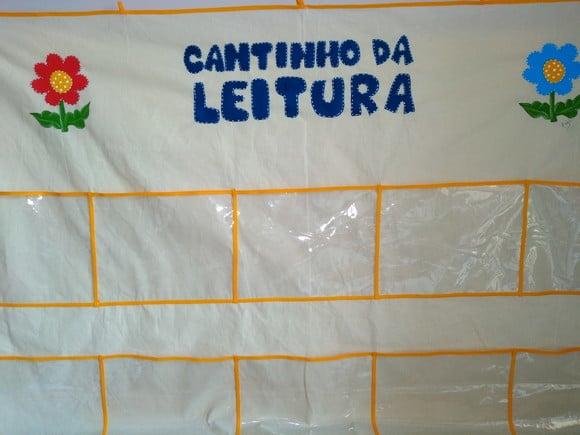 Painel Cantinho da Leitura