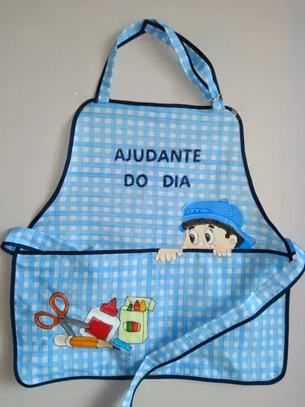Aventais Ajudantes do Dia - pintados à mão
