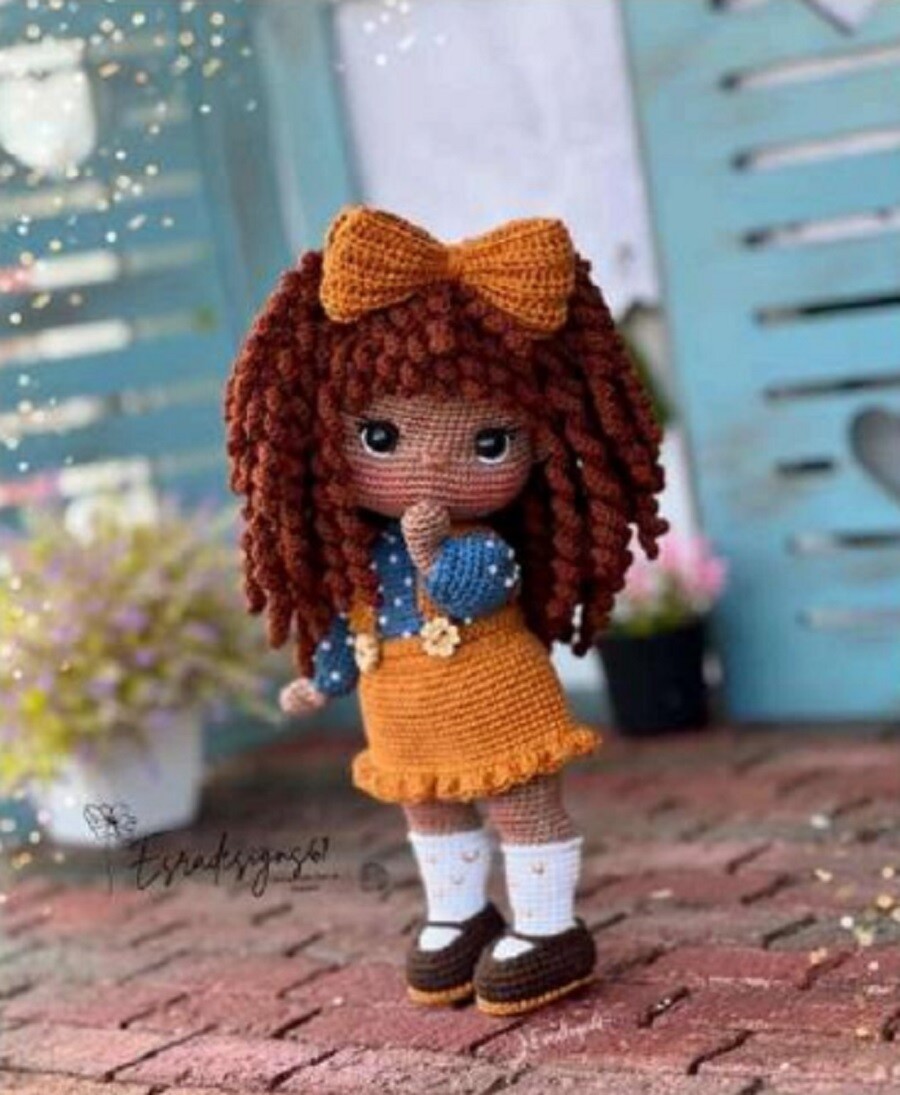 Receita Amigurumi Boneca Carmen