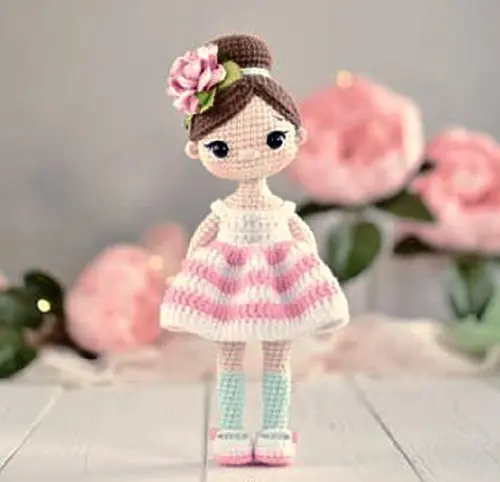 Receita Amigurumi Boneca April