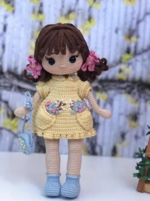 Receita Amigurumi Boneca Mia