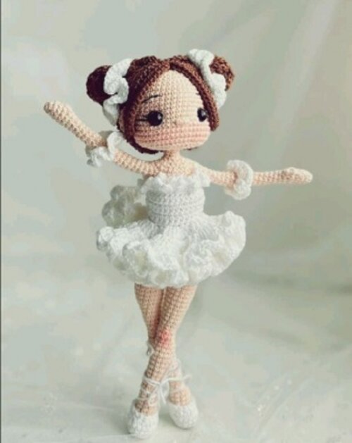 Receita Amigurumi Boneca Bailarina Mia