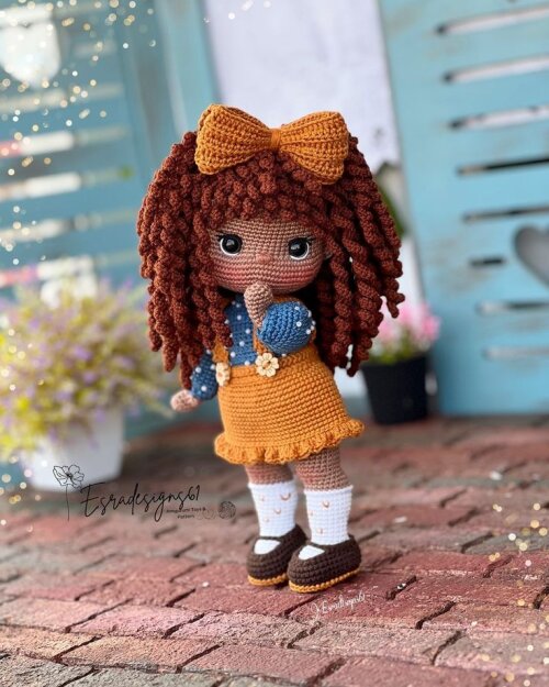 Receita Amigurumi Boneca Carmen
