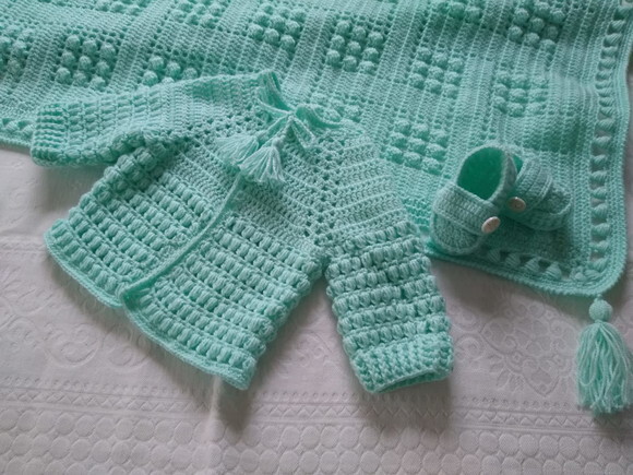Conjunto Manta, Casaquinho e Sapatinho para Bebê - 0 à 3 m