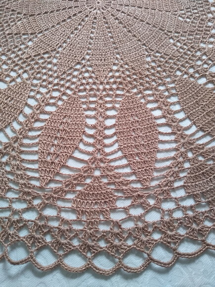 Toalha de Crochê Redonda - 63 cm Diâm.