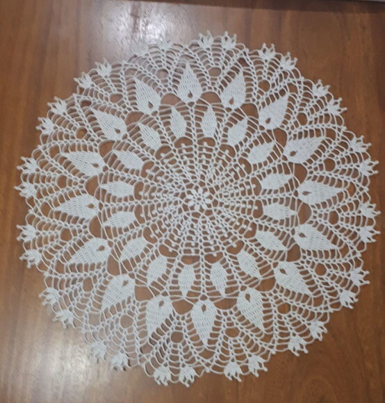 Toalha Redonda de Crochê - 55 cm Diâmetro