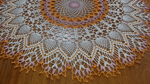Toalha Redonda de Crochê Allegra