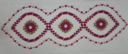 Caminho de Mesa de Crochê Aura