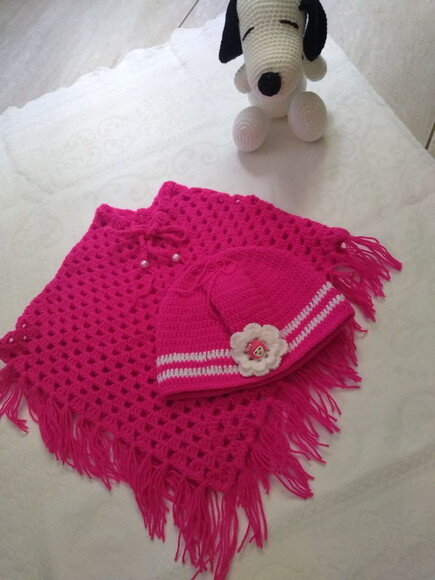 Poncho e Gorro de Crochê para Menina - 6 Meses à 1 Ano