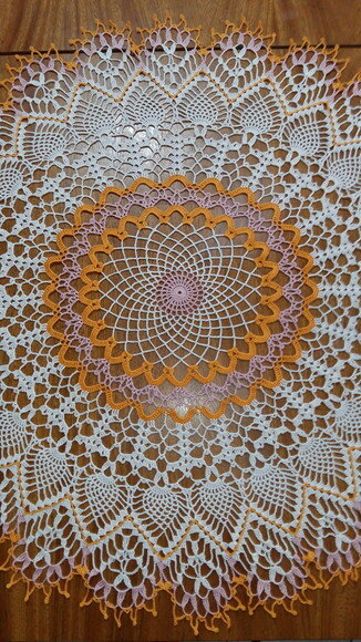 Toalha Redonda de Crochê Allegra