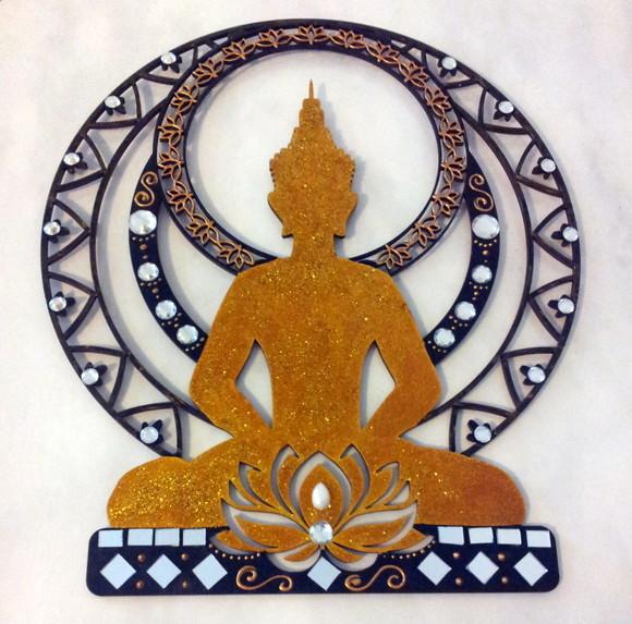 Buda Dourado em mdf de Parede 27x31cm